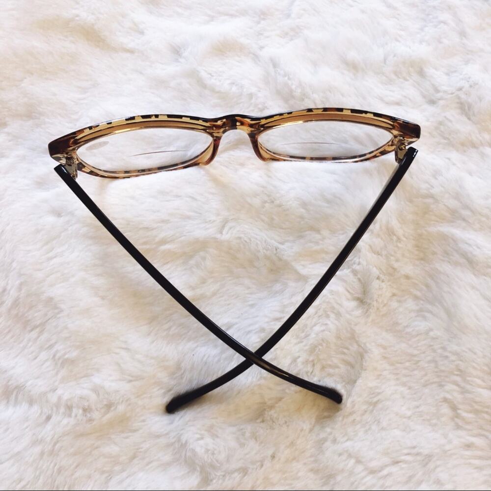 Bailey Cheetah Cat Eye Bi-Focal Reader Glasses - Picture 7 of 10